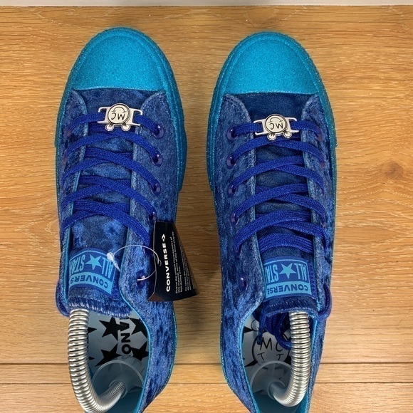 Converse CTAS Platform Miley Cyrus (Gnarly Blue) Velvet Glitter Sneaker Sz 6.5 - Picture 5 of 8